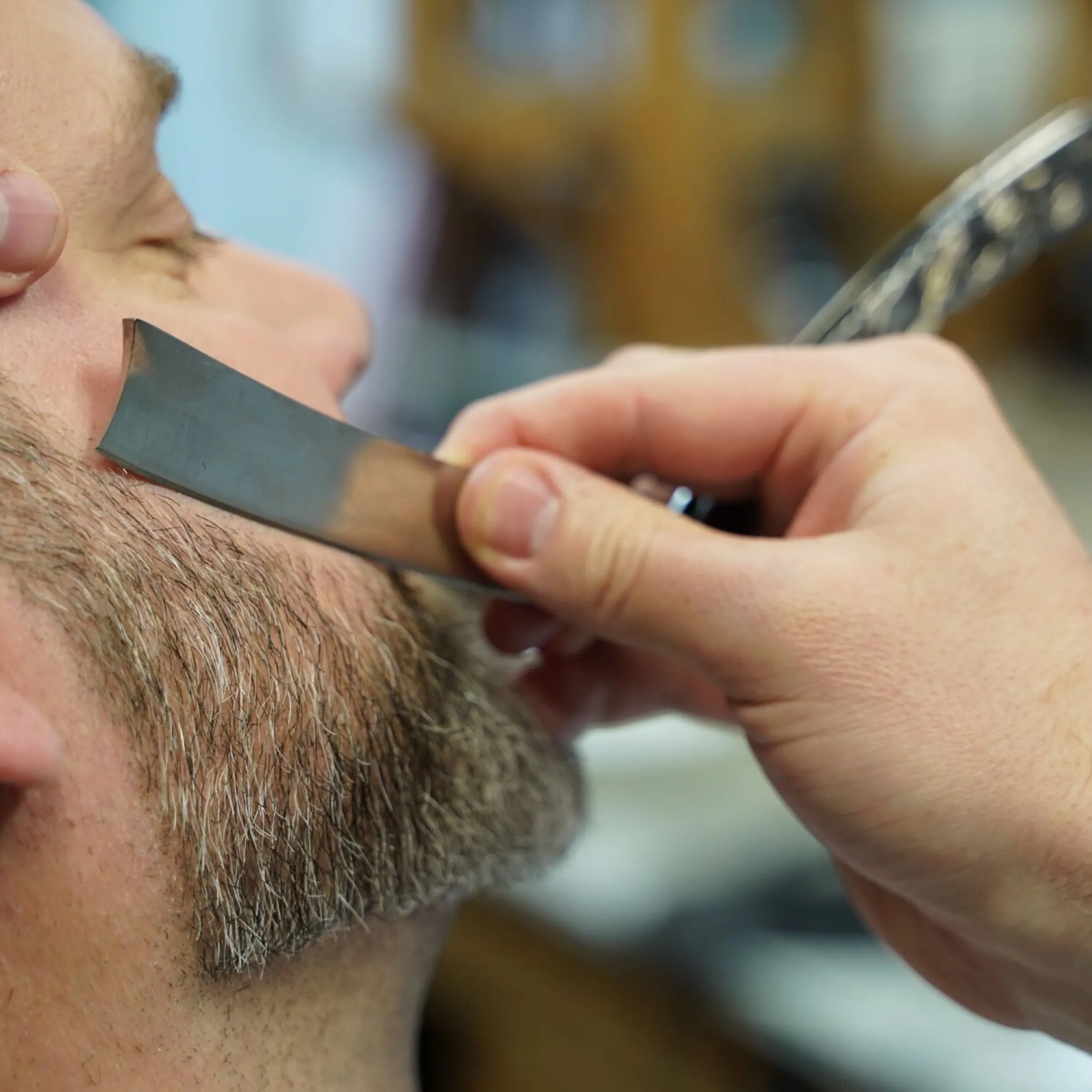 fusion-barber-shaving