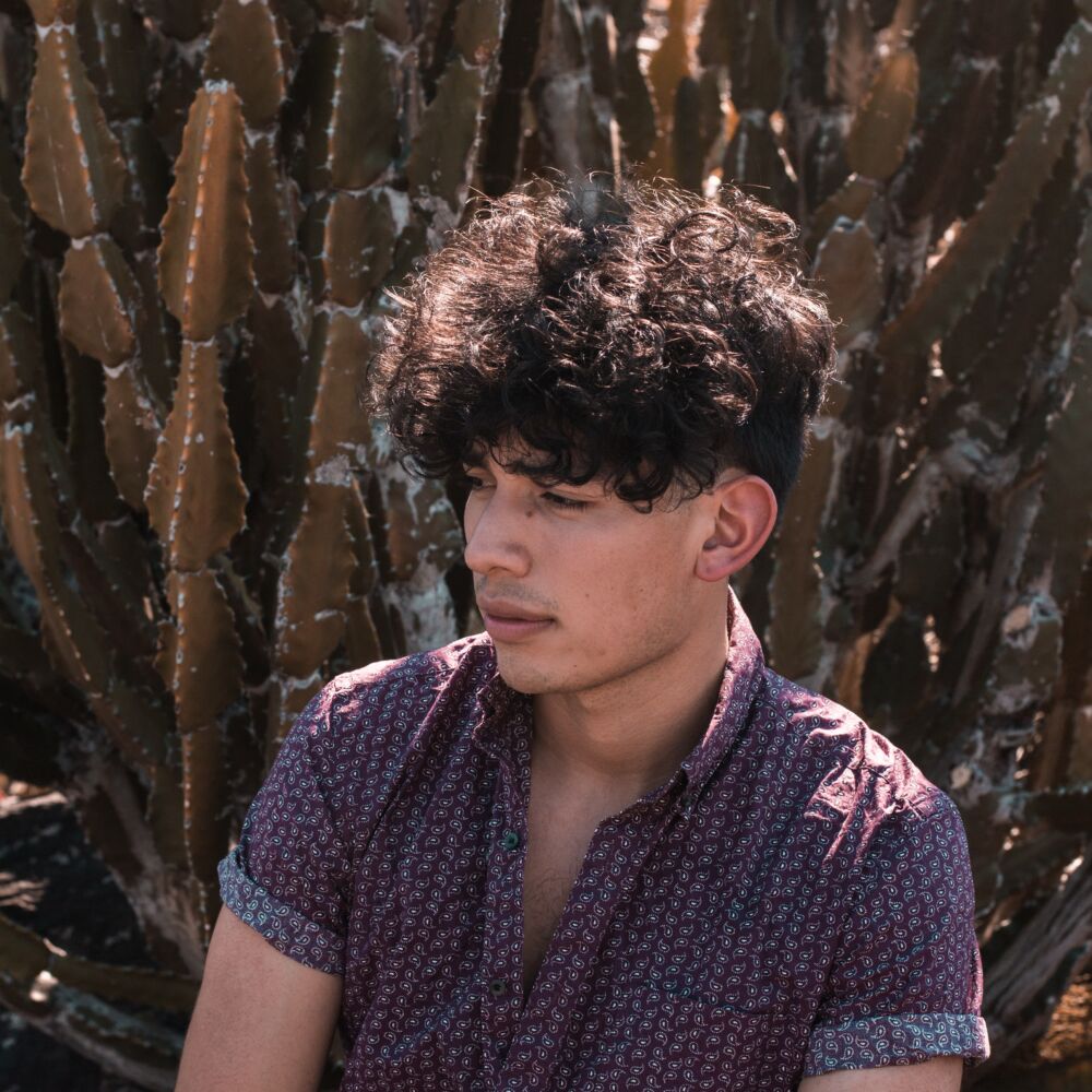 kille-som-har-lockpermanentat-haret